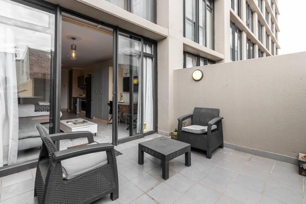 开普敦Four Seasons 818- Spacious Cbd Studio - Onsite Parking, Gym & Rooftop Pool公寓 外观 照片